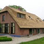 rietdekker Apeldoorn_kosten rieten dak_Rieten dak - Boerderij Woudenberg voorzijde